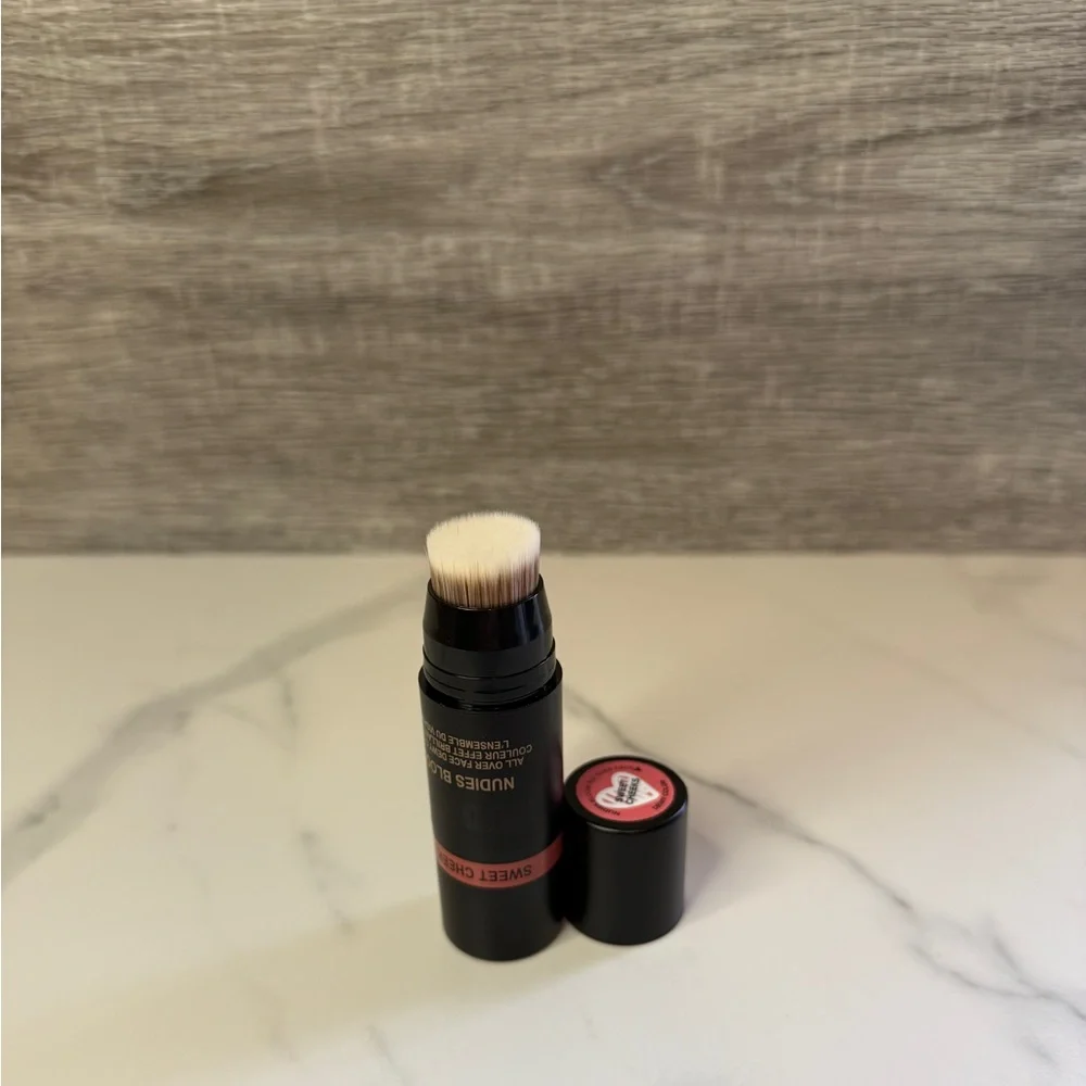 NUDESTIX Nudies Bloom Sweet Cheeks Blush